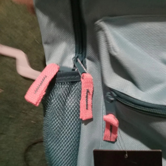 TrailMaker Back Pack - Picture 7 of 8